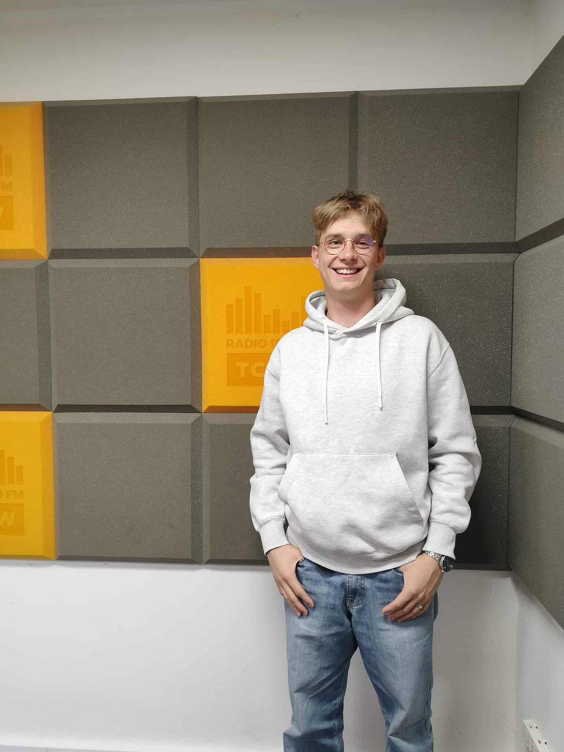 "Ja po prostu tworzę to co czuję" - Rafał Wołyniec na antenie Radia Tczew