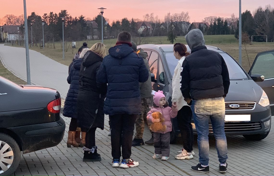 Kolejne rodziny przyjeżdżają na Pomorze. Uchodźcy z Ukrainy trafili do Szpęgawy [ROZMOWA]