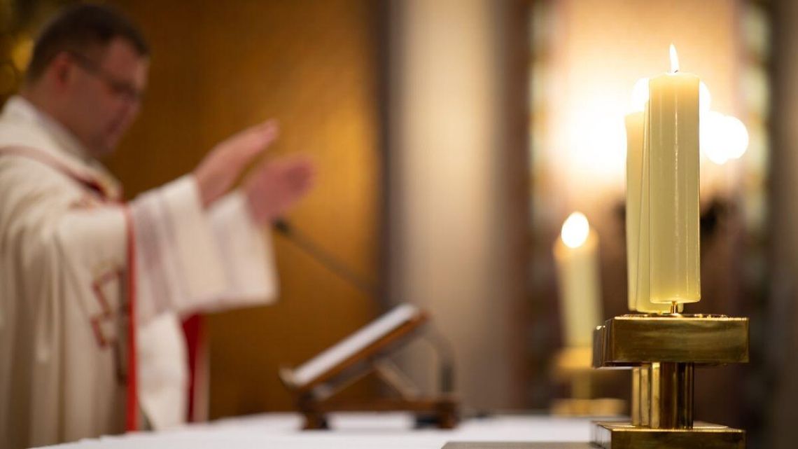 Mniej wiernych, powołań, małżeństw. Kościół w kryzysie Mniej wiernych, powołań, małżeństw. Kościół w kryzysie