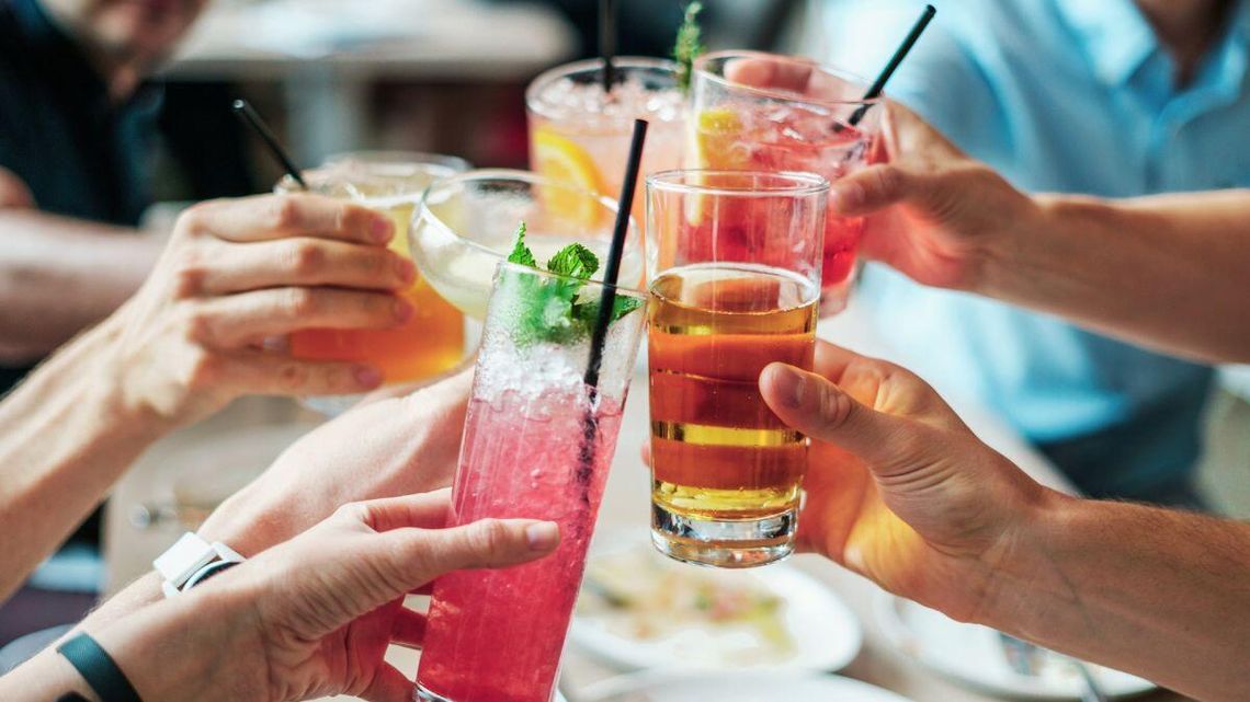 Mocne w promocji idzie w odstawkę. Polacy zaczynają pić inaczej