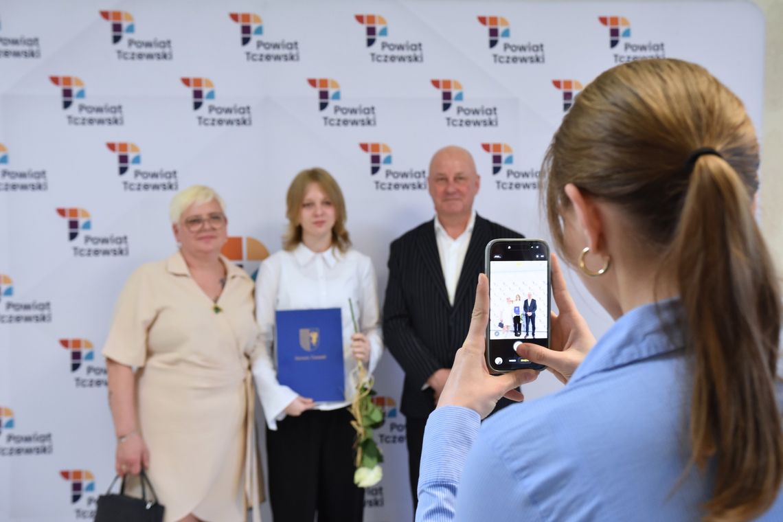 Nagrody Starosty Tczewskiego rozdane. Uhonorowano artystów, sportowców i trenerów