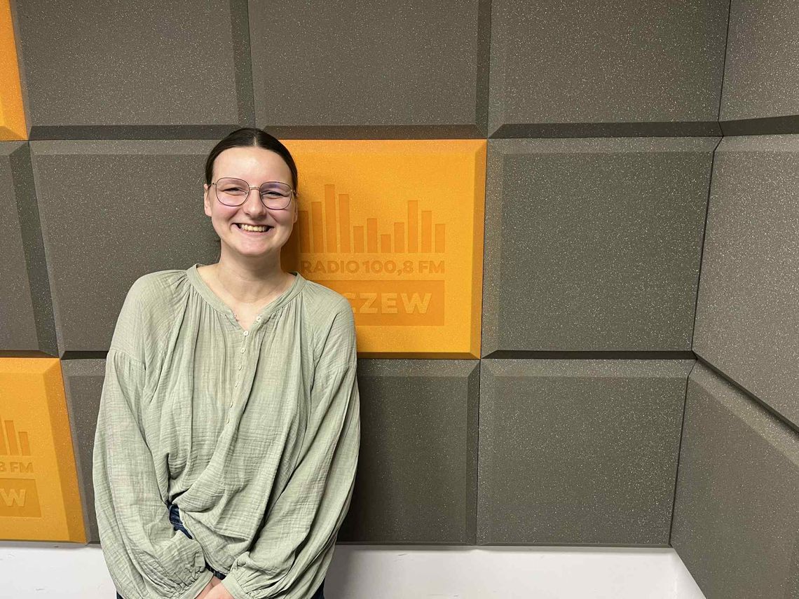 Nie tylko serwety u babci na stole. Iga Tobolewska o muralu [ROZMOWA]