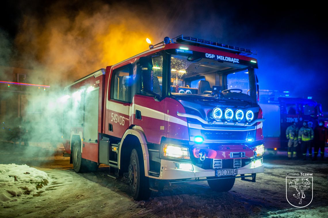 Nowy wóz dla Ochotniczej Straży Pożarnej z Miłobądza [ZDJĘCIA]