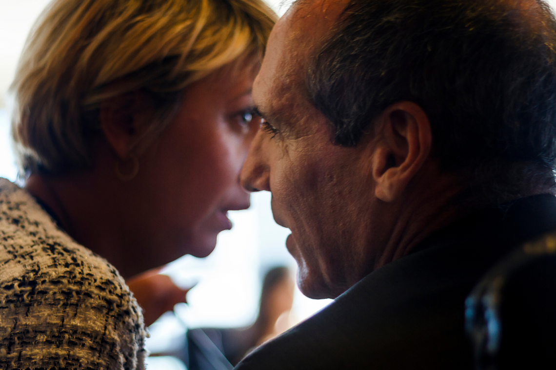 O czym plotkuje się w pracy? Szef i koledzy to temat numer jeden