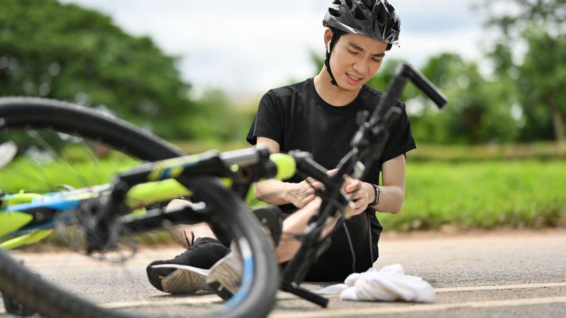 Obowiązkowy kask zniechęci do jazdy na rowerze. Tak mówią rowerzyści Obowiązkowy kask zniechęci do jazdy na rowerze. Tak mówią rowerzyści