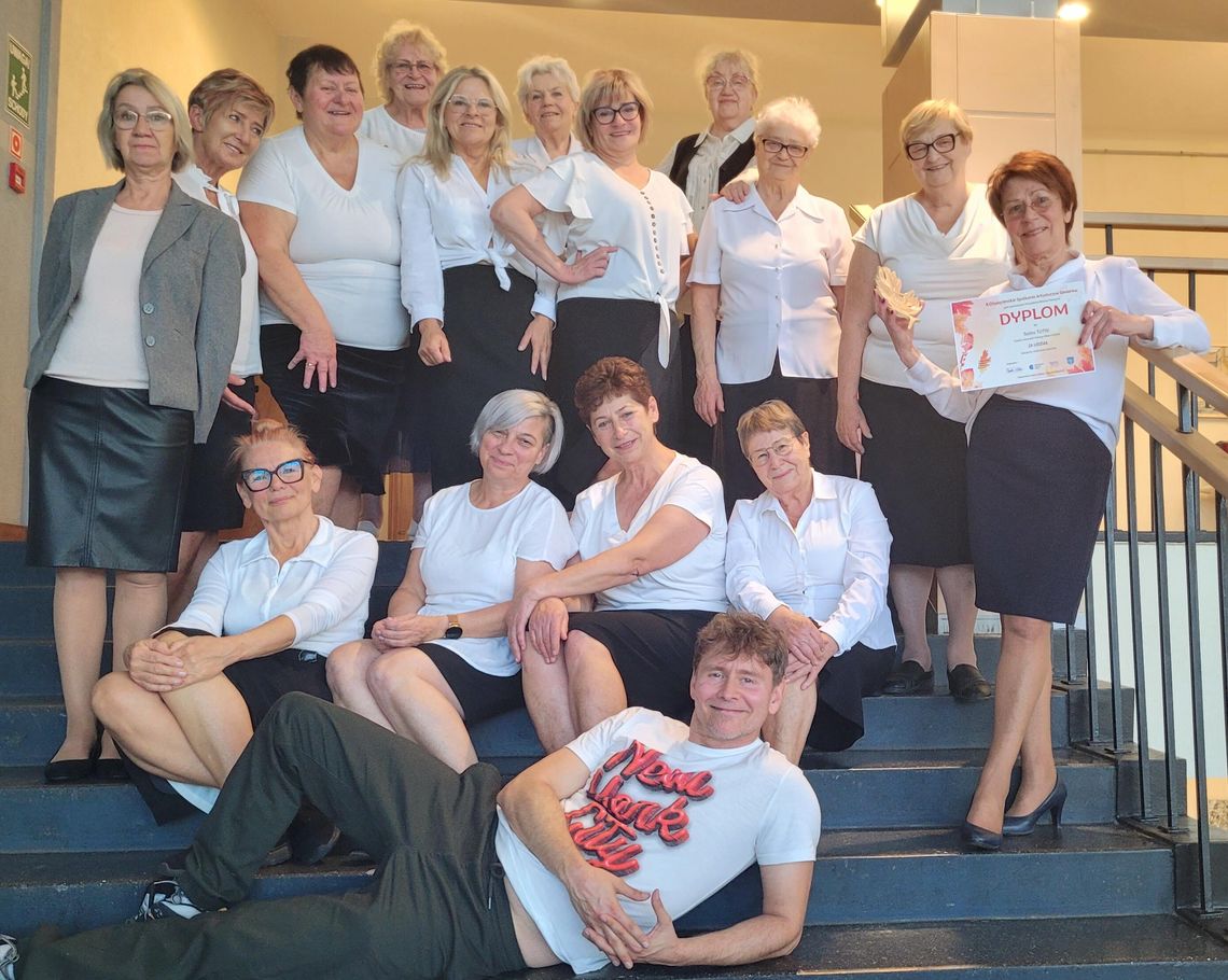 Pasja nie zna wieku. Teatr TUTW zdobywa wyróżnienie na Spotkaniach Artystycznych Seniorów [ROZMOWA]