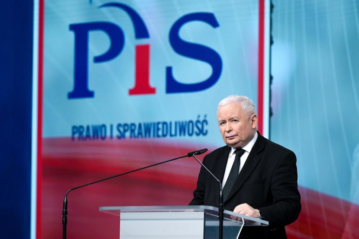 PiS zmieni nazwę? Osiem gwiazdek wciąż uwiera