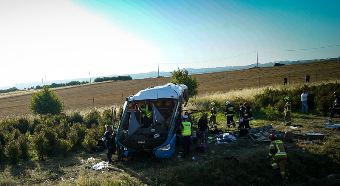 Po wypadku na autostradzie A1 kierowca autokaru usłyszał zarzut spowodowania katastrofy w ruchu lądowym