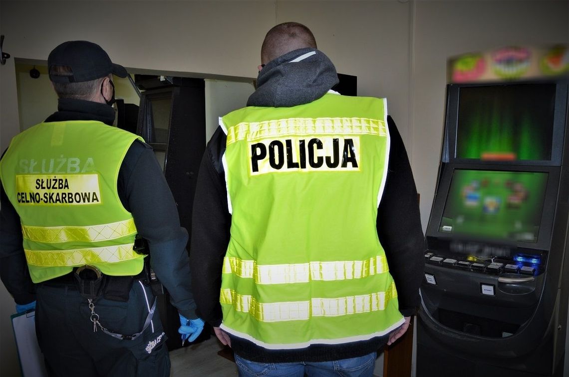 Policjanci zabezpieczyli kolejne nielegalne automaty do gier