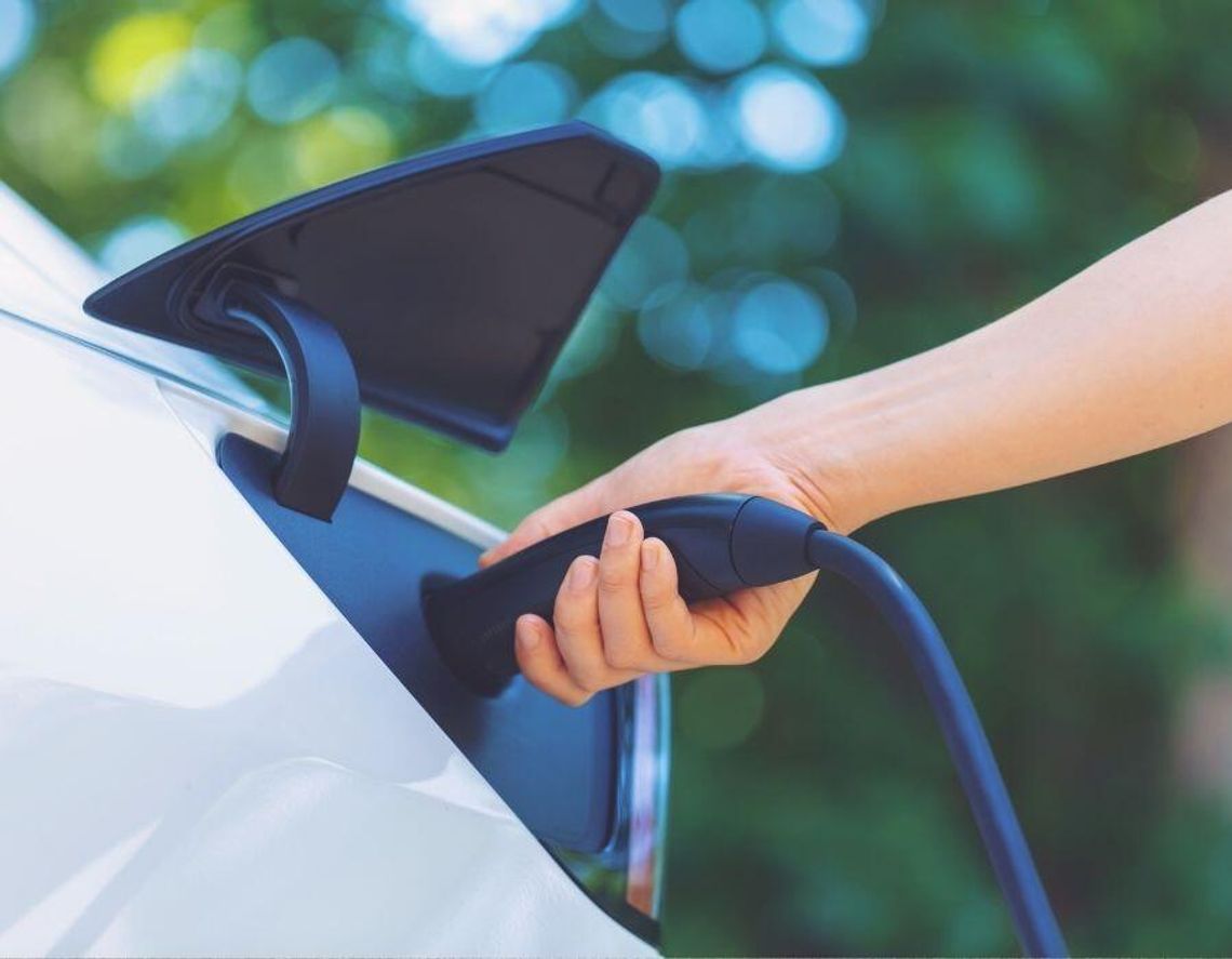 Polska przyspiesza z ładowarkami dla elektryków Polska przyspiesza z ładowarkami dla elektryków
