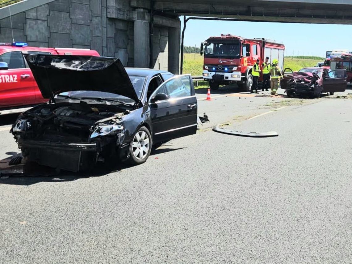 Poważny wypadek na autostradzie A1. Trzy osoby ranne, zablokowany ruch w kierunku Gdańska Poważny wypadek na autostradzie A1. Trzy osoby ranne, zablokowany ruch w kierunku Gdańska