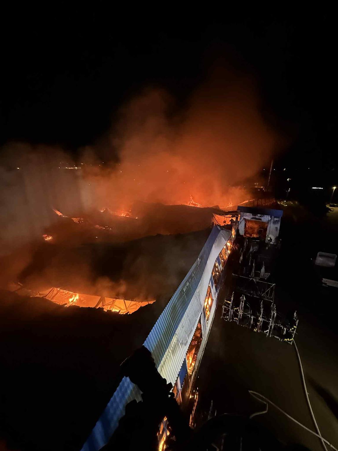 Pożar hali produkcyjnej w Rusocinie [AKTUALIZACJA]