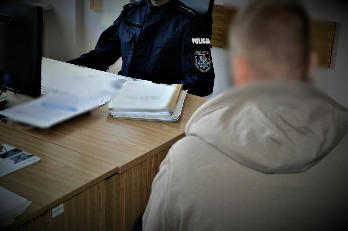 Pracownik lombardu okradał swojego pracodawcę Pracownik lombardu okradał swojego pracodawcę