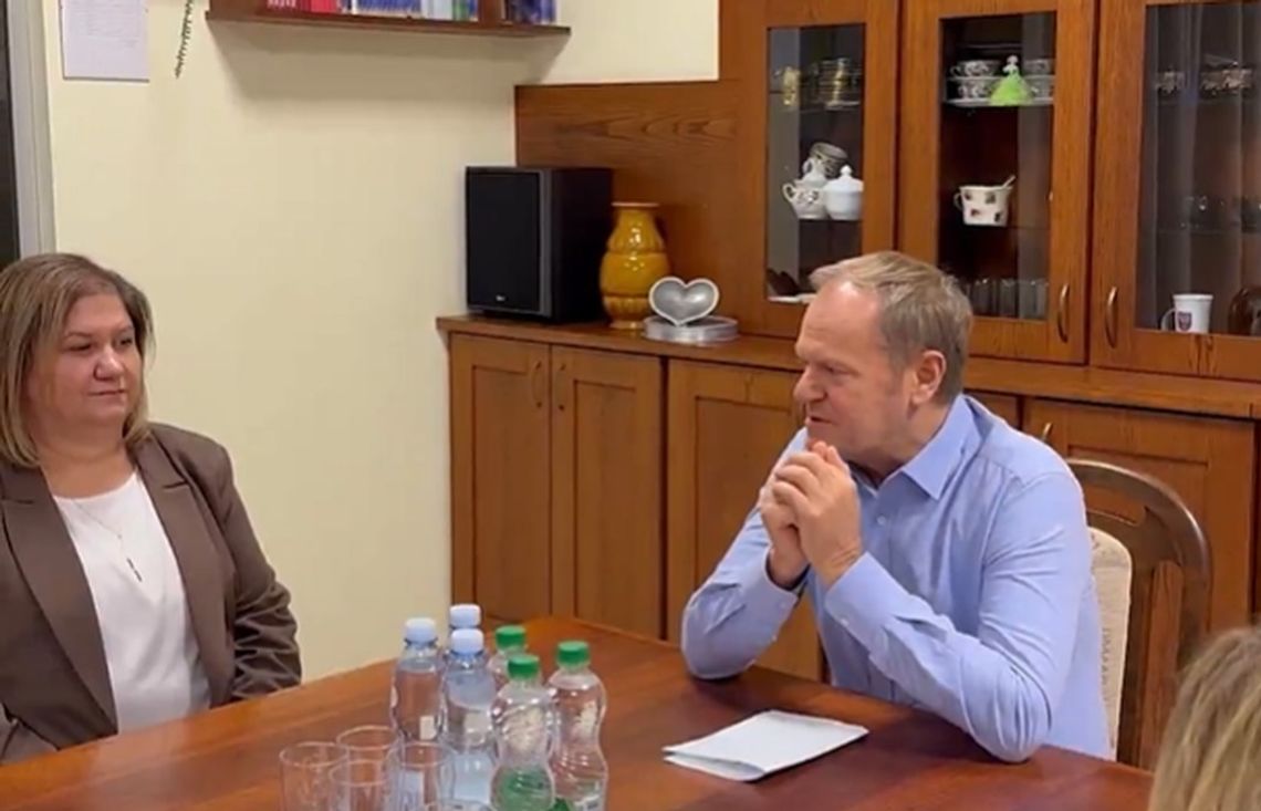 Premier Tusk na ratunek nauczycielom. „Dałem słowo”