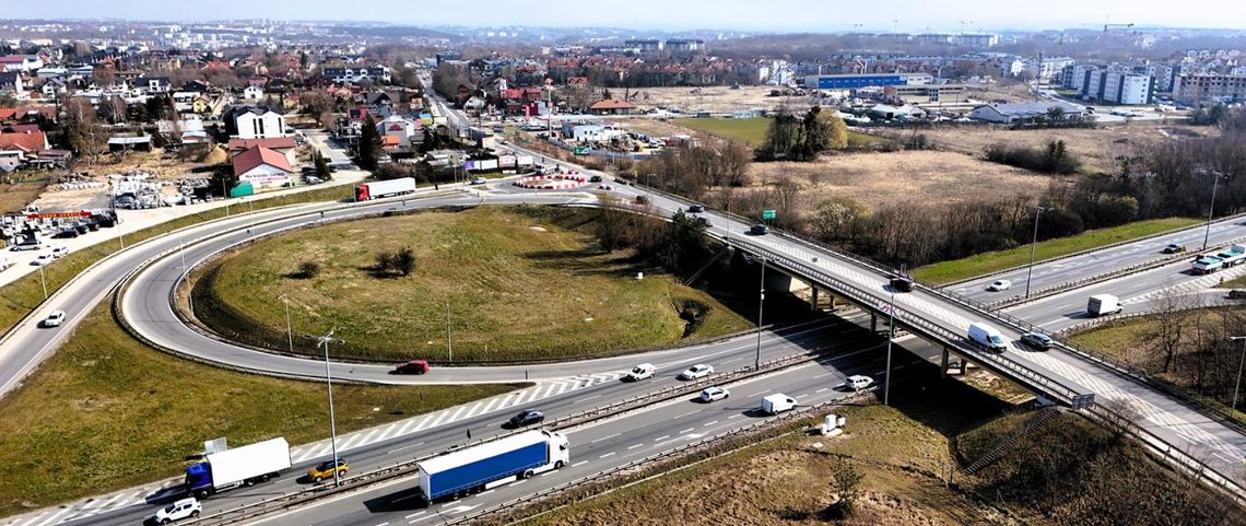 Przełom na trójmiejskiej obwodnicy! Węzeł Kowale doczeka się rewolucji. Znana jest już wygrana oferta Przełom na trójmiejskiej obwodnicy! Węzeł Kowale doczeka się rewolucji. Znana jest już wygrana oferta
