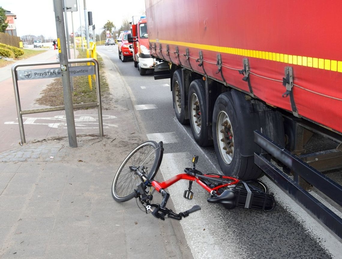 Rowerzystka w Starogardzie Gdańskim wpadła pod TIR-a