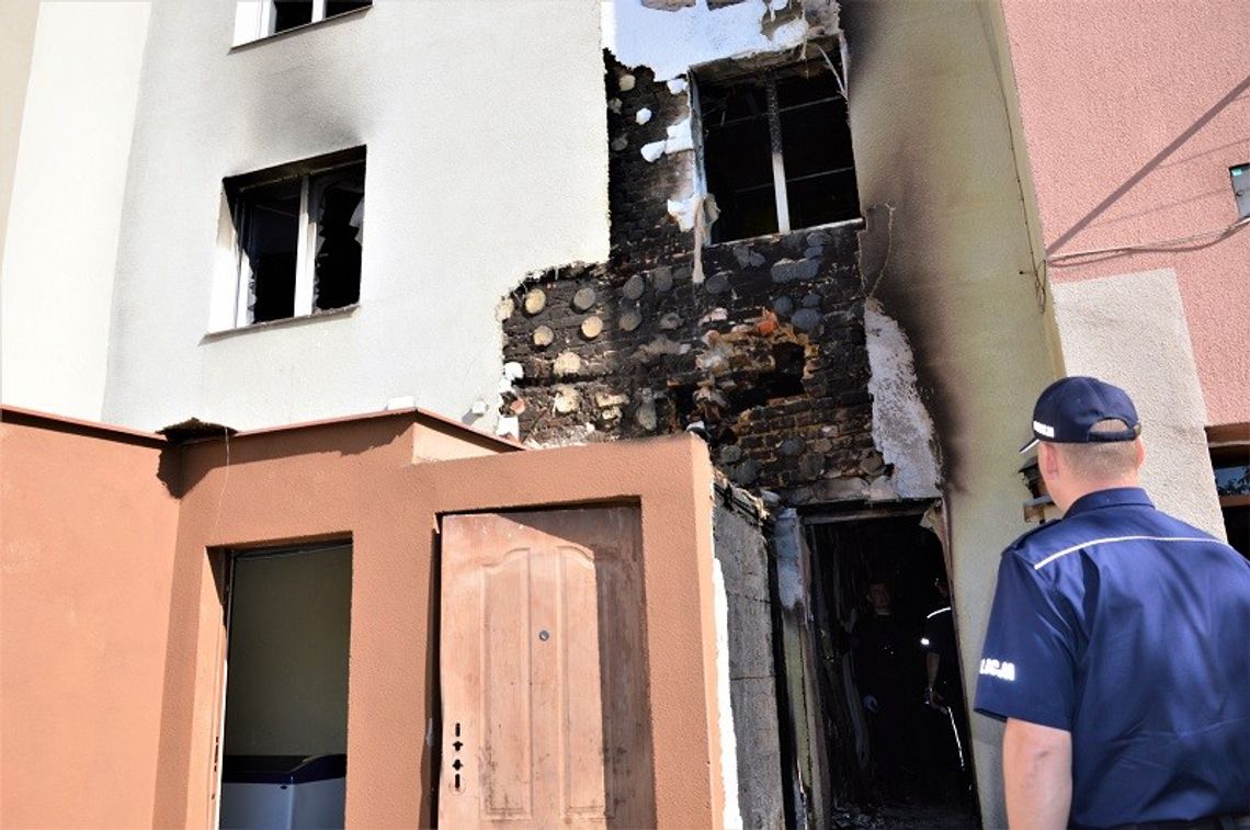 Rozpoczął się proces podejrzanego o podpalenie kamienicy w Tczewie. W pożarze zginęła dziewczynka i starszy mężczyzna