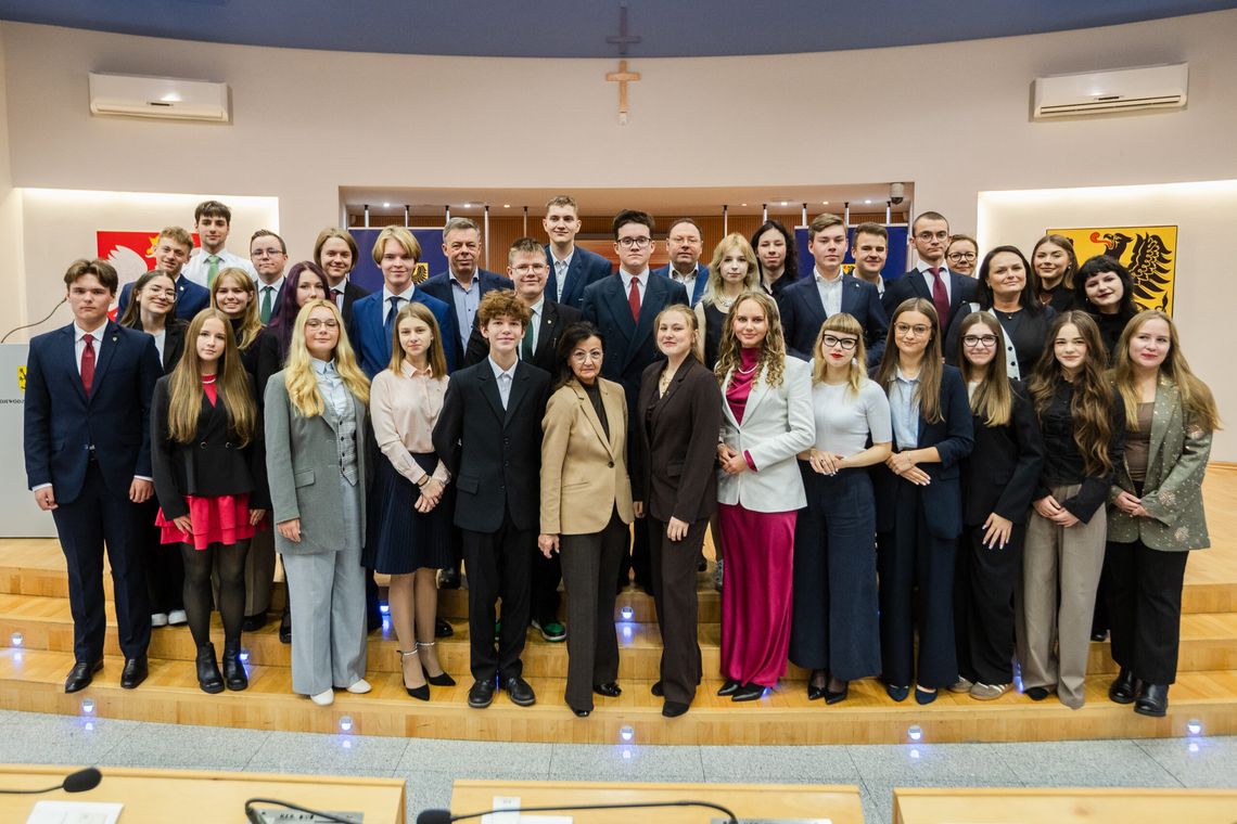 Ruszył nabór do Młodzieżowego Sejmiku Województwa Pomorskiego Ruszył nabór do Młodzieżowego Sejmiku Województwa Pomorskiego