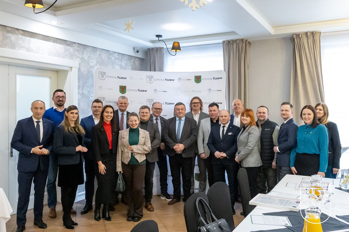 Samorządowcy okazują jedność i solidarność z Gminą Tczew