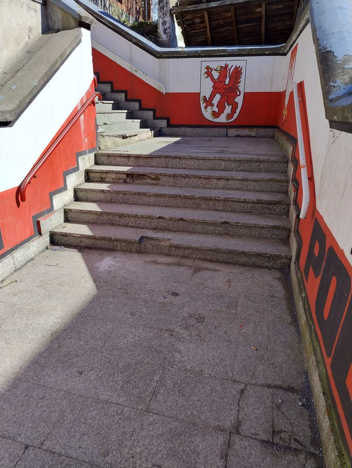 Schody "traktorzysty" w remoncie. Do końca miesiąca