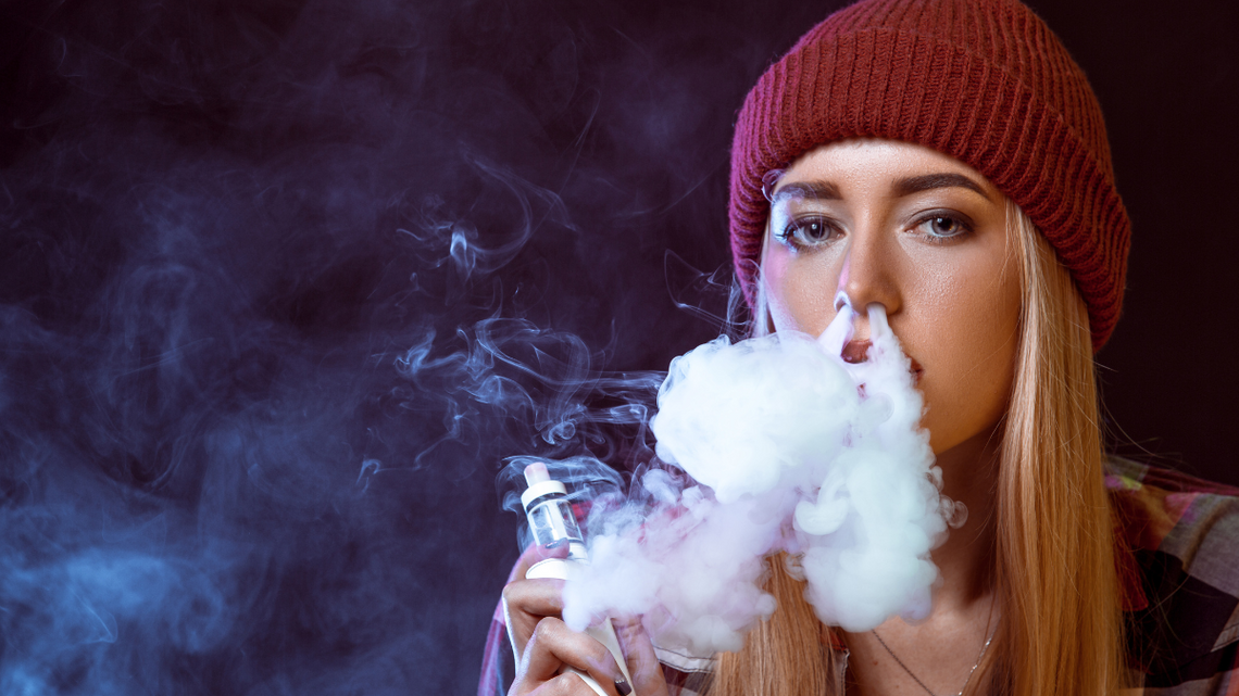 Sejm zaostrza przepisy. E-papierosy niedostępne dla nieletnich