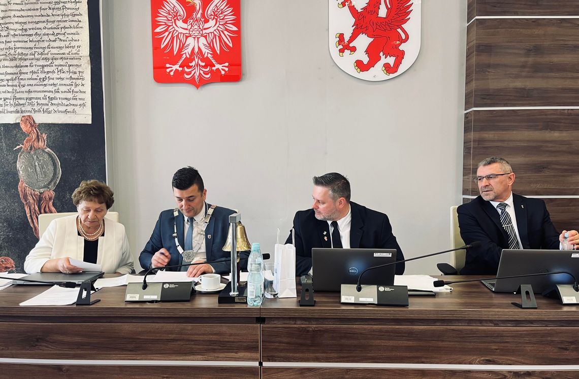 Głosowanie nad wotum zaufania i absolutorium dla prezydenta na czerwcowej sesji rady [PORZĄDEK OBRAD]