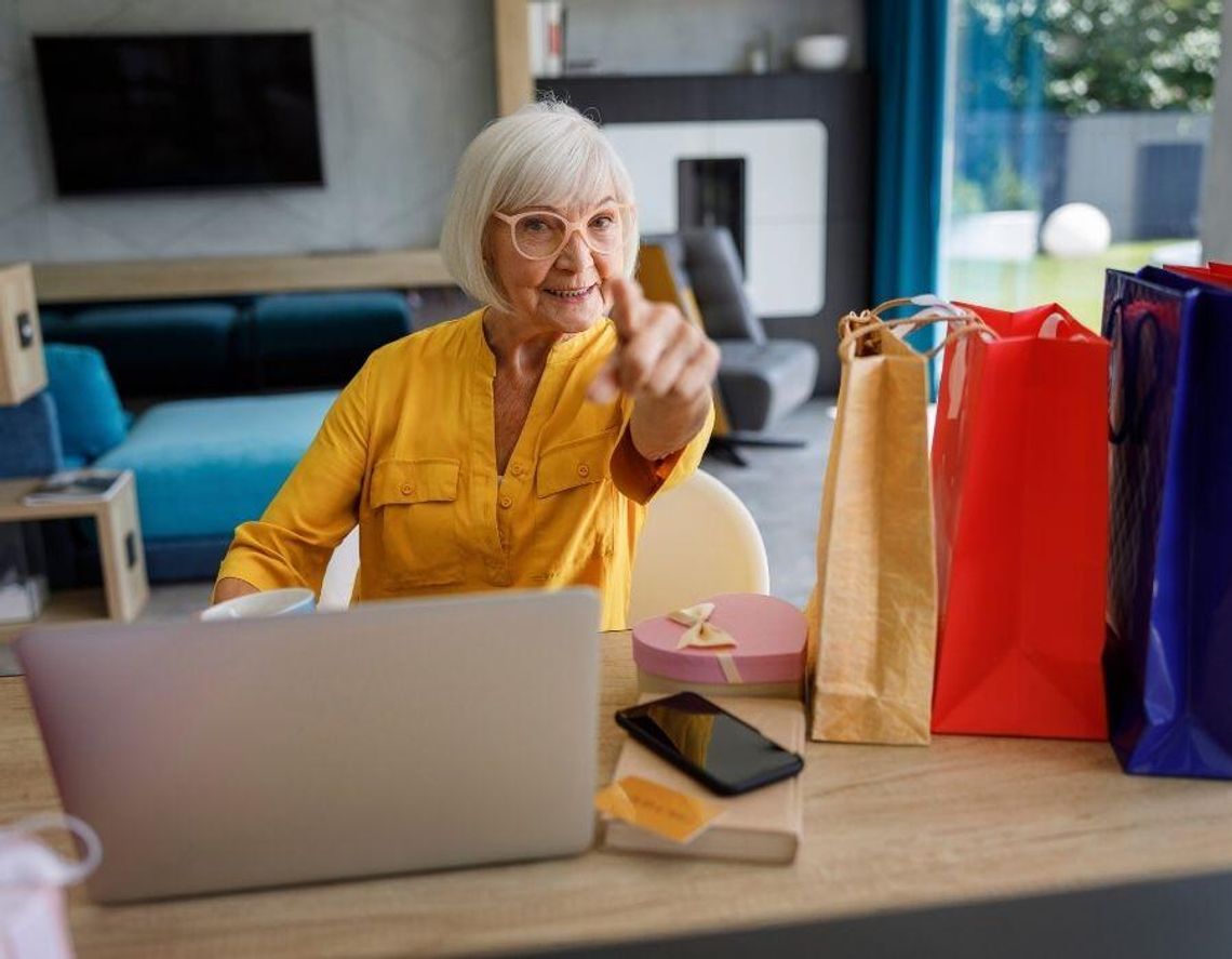 Silversi pewniejsi w sieci. Rzadziej podejmują ryzykowne decyzje