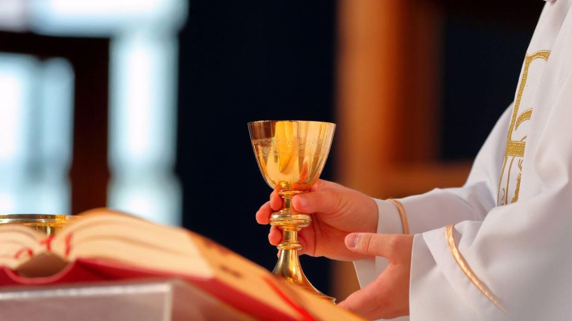 Skandal w Kościele. Czy obiecywana komisja ds. pedofilii powstanie?