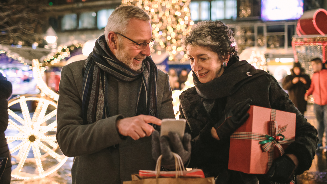 Sklepy boją się grudnia, a sprzedawcy pracy we wszystkie niedziele