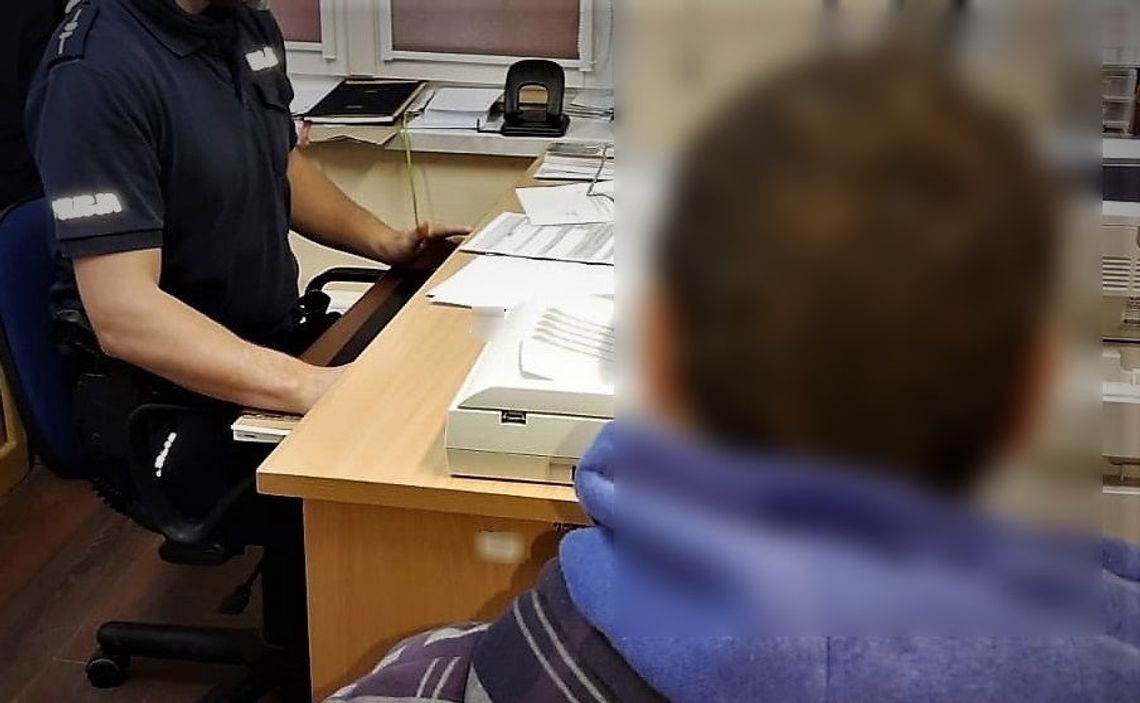 Subkowy: Policja zatrzymała złodzieja, który ukradł puszkę z datkami na chore dzieci