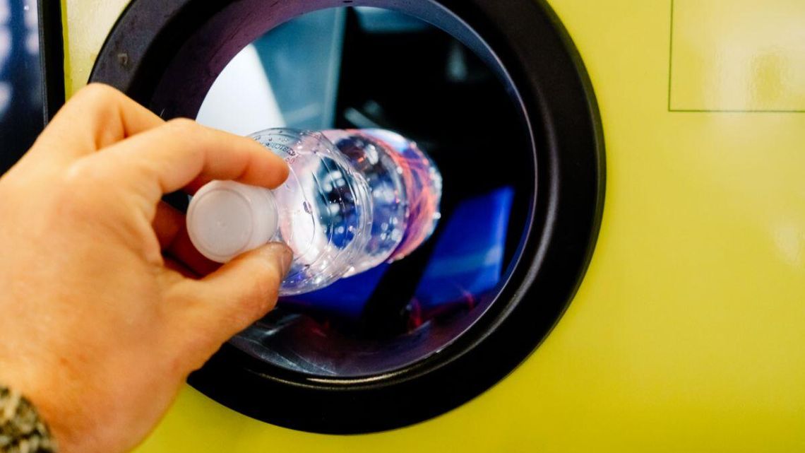 System kaucyjny nie wypali? Straszą powrotem butelek bezzwrotnych