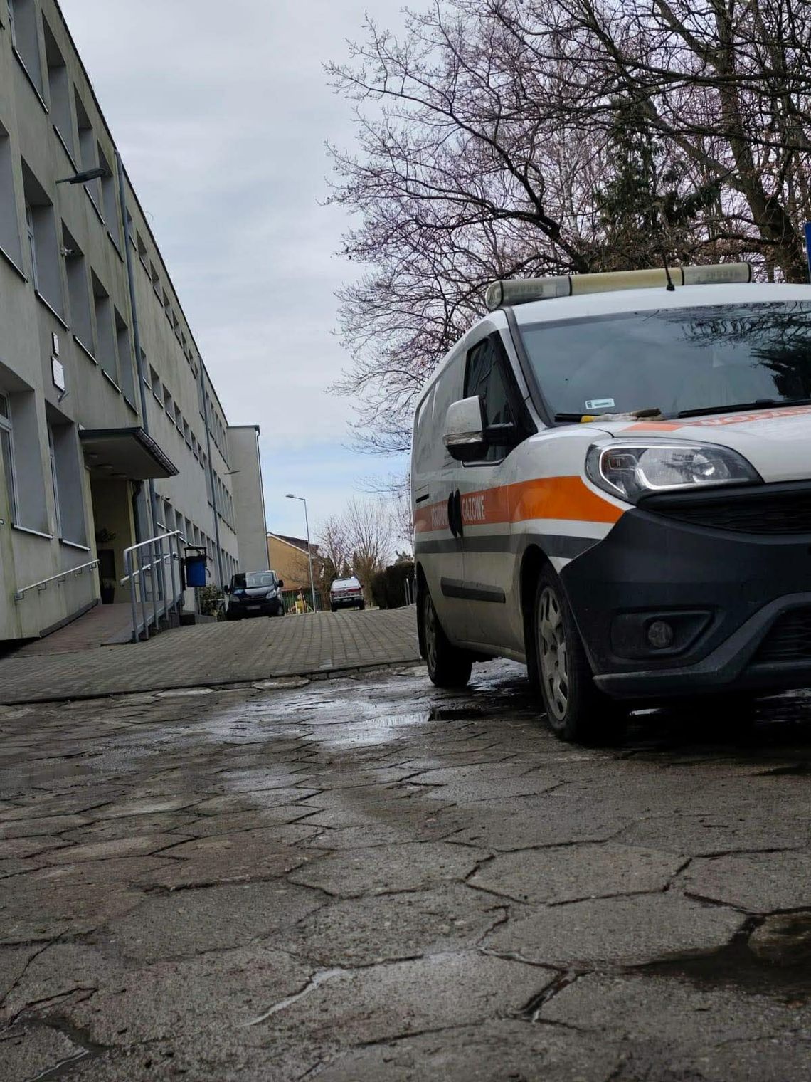 Tczew: Ewakuacja w Szkole Podstawowej nr 10 [AKTUALIZACJA]