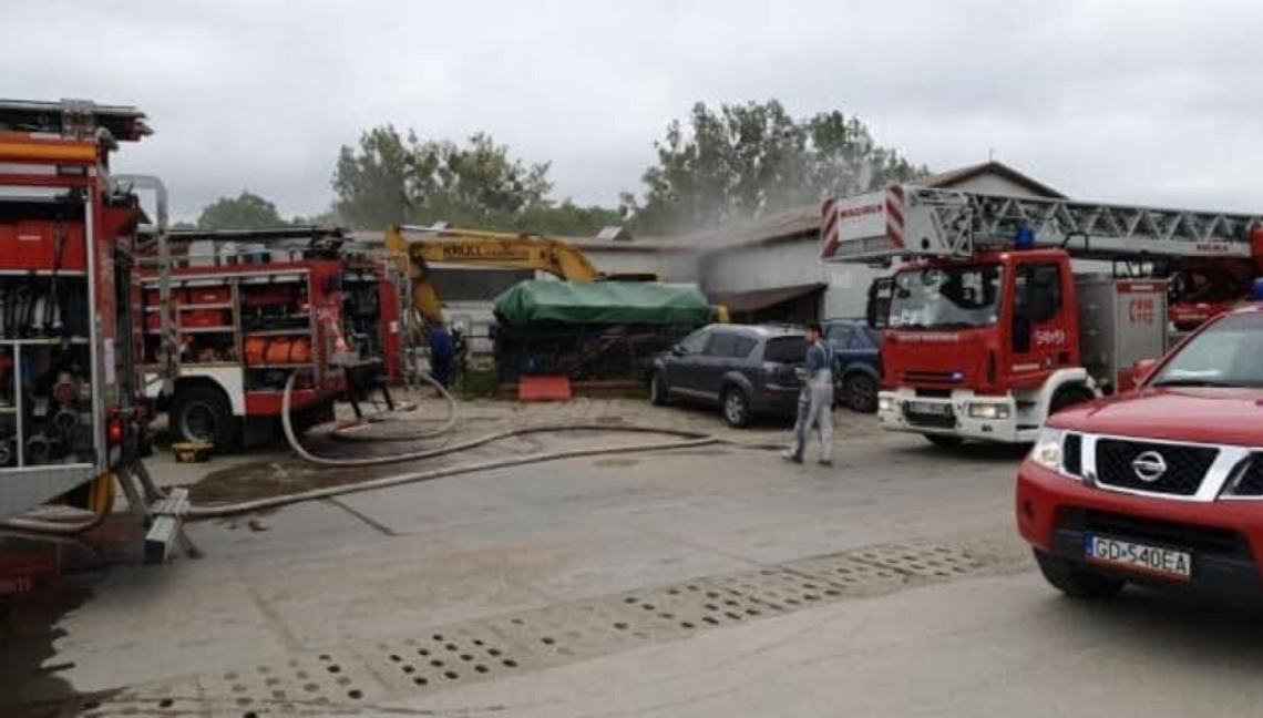Tczew: Pożar w warsztacie na ulicy Przemysłowej