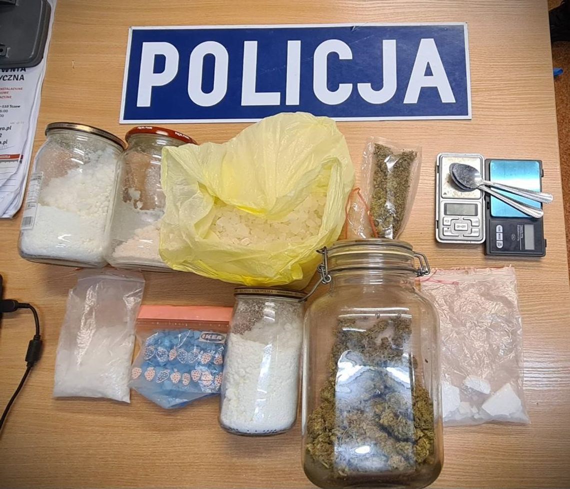 Tymczasowy areszt dla mieszkańca Tczewa za posiadanie ponad 10 tysięcy porcji narkotyków