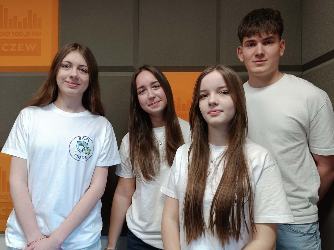 Czy młodzież włączy Safe Mode? Licealiści uczą o bezpieczeństwie