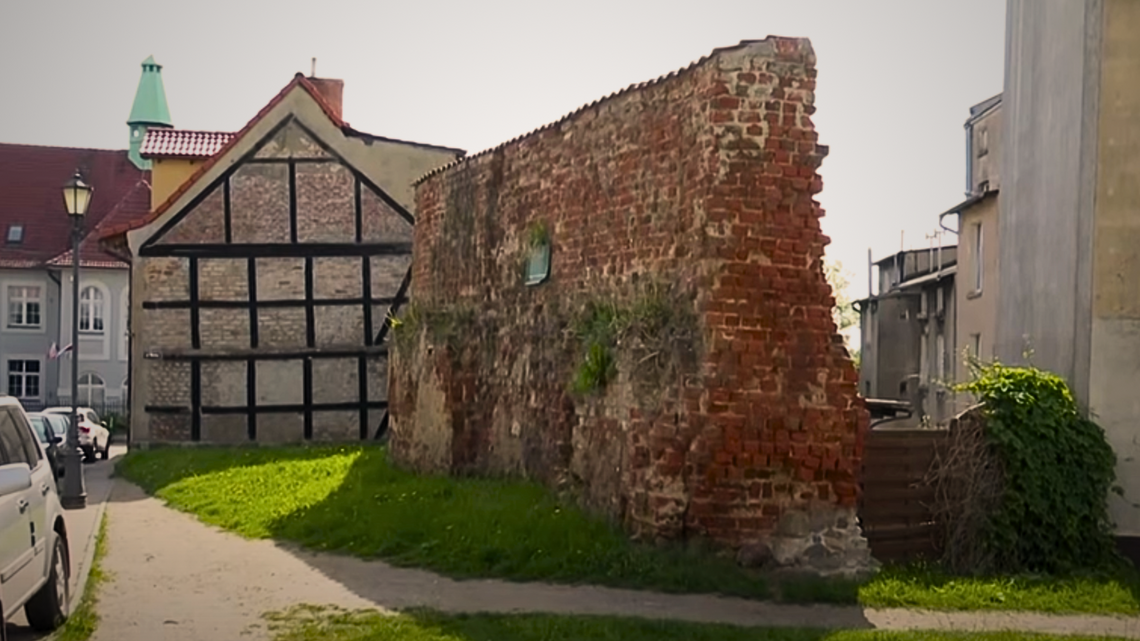 Umowa podpisana: 500 tys. zł na renowację murów obronnych w Tczewie