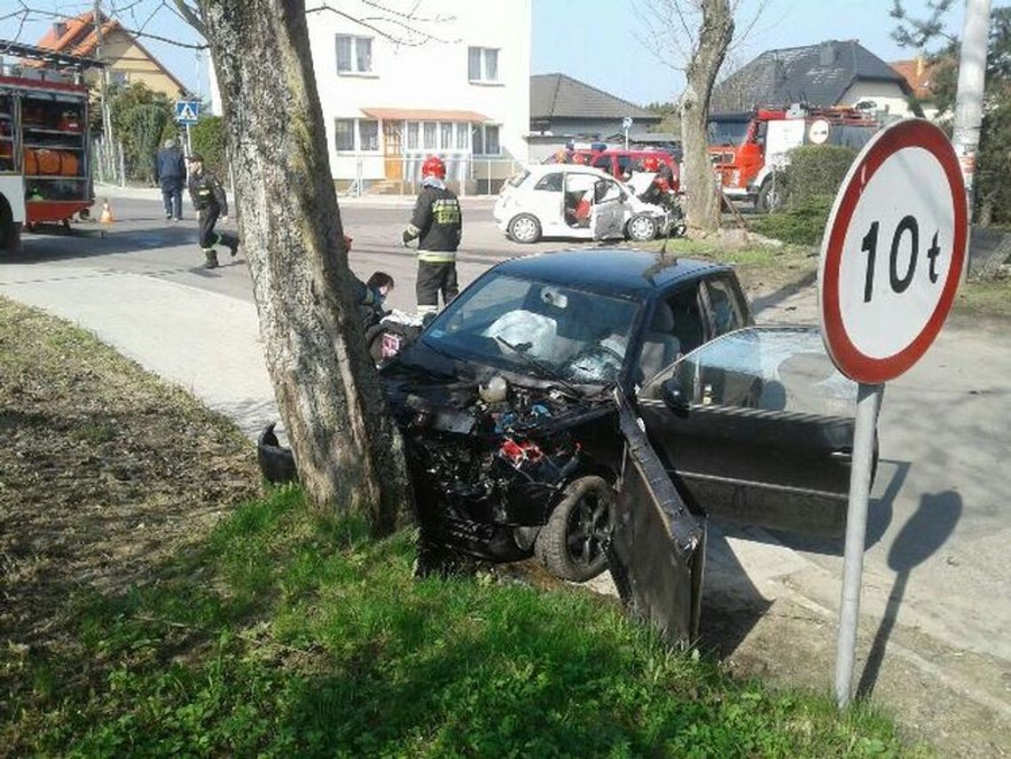 W Bałdowie zderzyły się dwa samochody