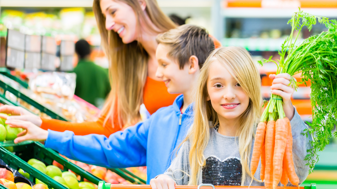 Wolimy dyskonty czy hipermarkety? Sprawdź, co wybrali klienci