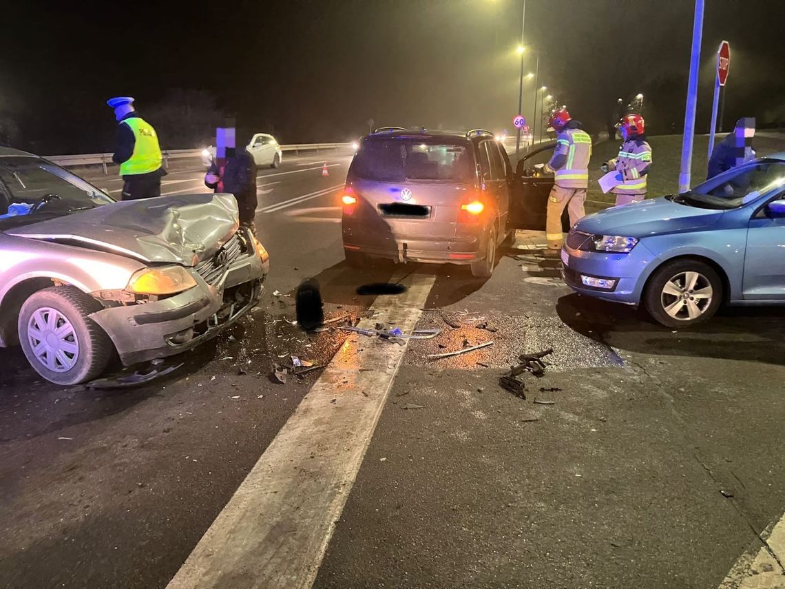 Wypadek na al. Solidarności w Tczewie. Jedna osoba trafiła do szpitala