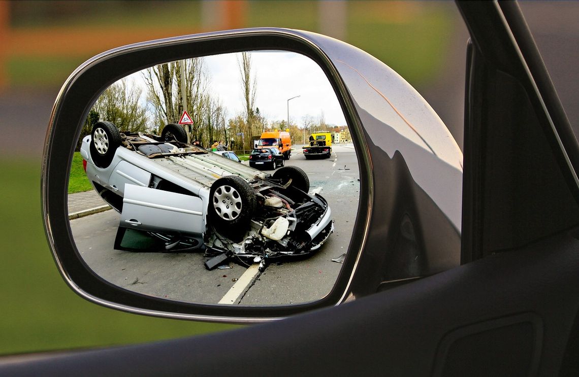 Wypadek na Moście Knybawskim: 3 osoby trafiły do szpitala