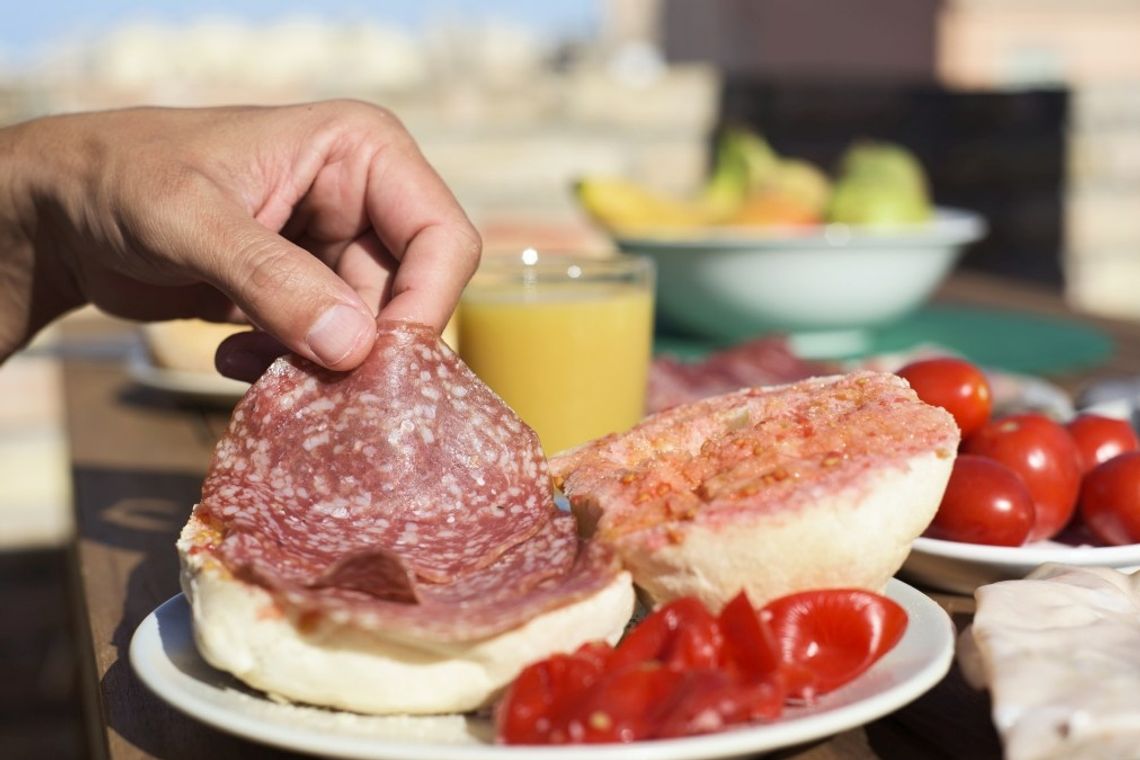 Zabójcza galareta. Na co uważać, kiedy kupujemy mięso na targowisku