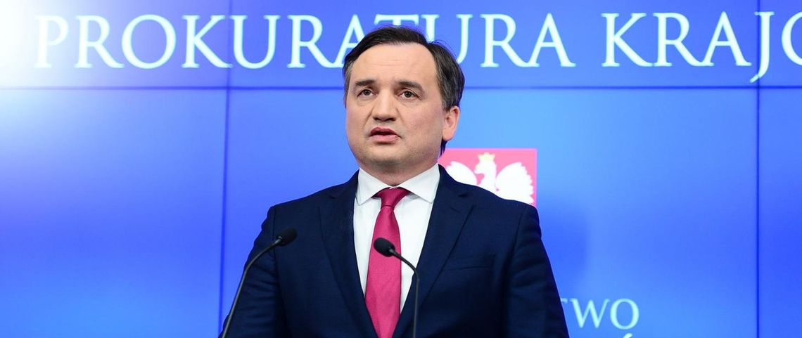 Zbigniewowi Ziobrze grozi do 30 lat więzienia. Prokuratura obawia się, że ucieknie