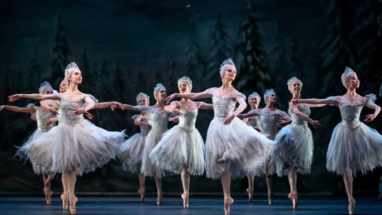 Helios na scenie: Dziadek do orzechów - transmisja z Londynu Helios na scenie: Dziadek do orzechów - transmisja z Londynu