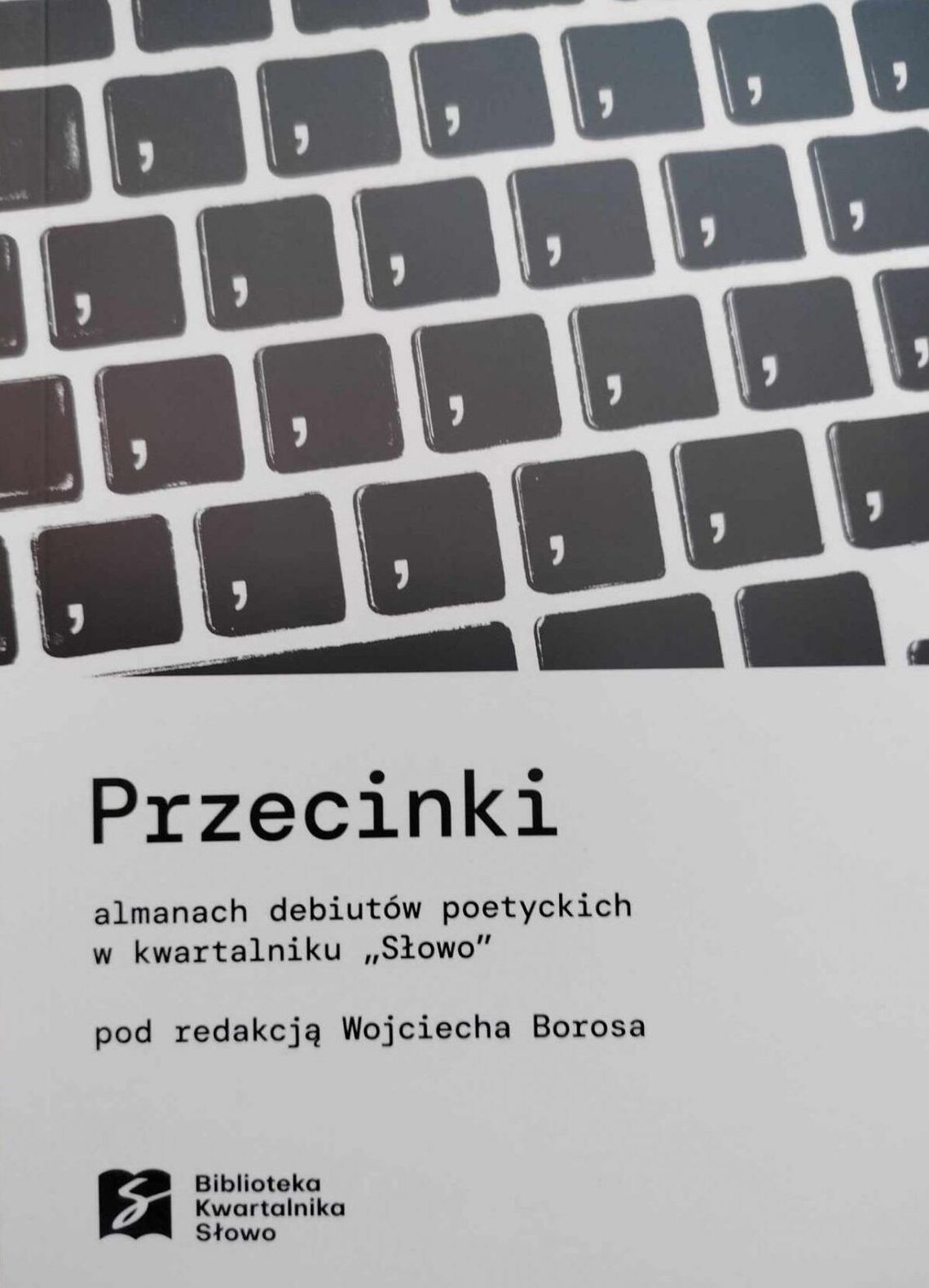 „Przecinki” - Promocja antologii debiutów poetyckich z udziałem autorów i autorek „Przecinki” - Promocja antologii debiutów poetyckich z udziałem autorów i autorek