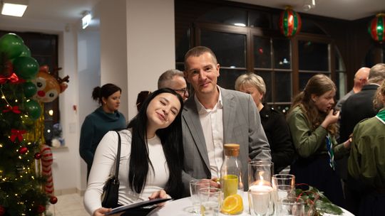 Cześć nieoficjalna 2.jpg