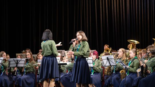 Rzuć to wszystko co złe - w wykonaniu HOD wokal Antonina Liss.jpg