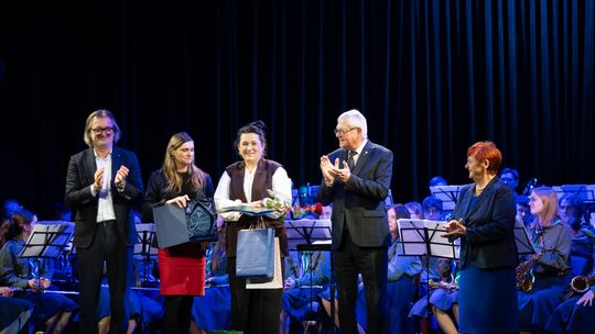 Wolontariuszka roku Karolina Dubiel Powiatowa Gala Wolontariatu.jpg